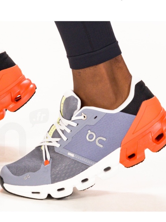 On Running Other - On Running cloudflyer 4 Men size 9 Athletic Shoes — Gray with Orange Accents